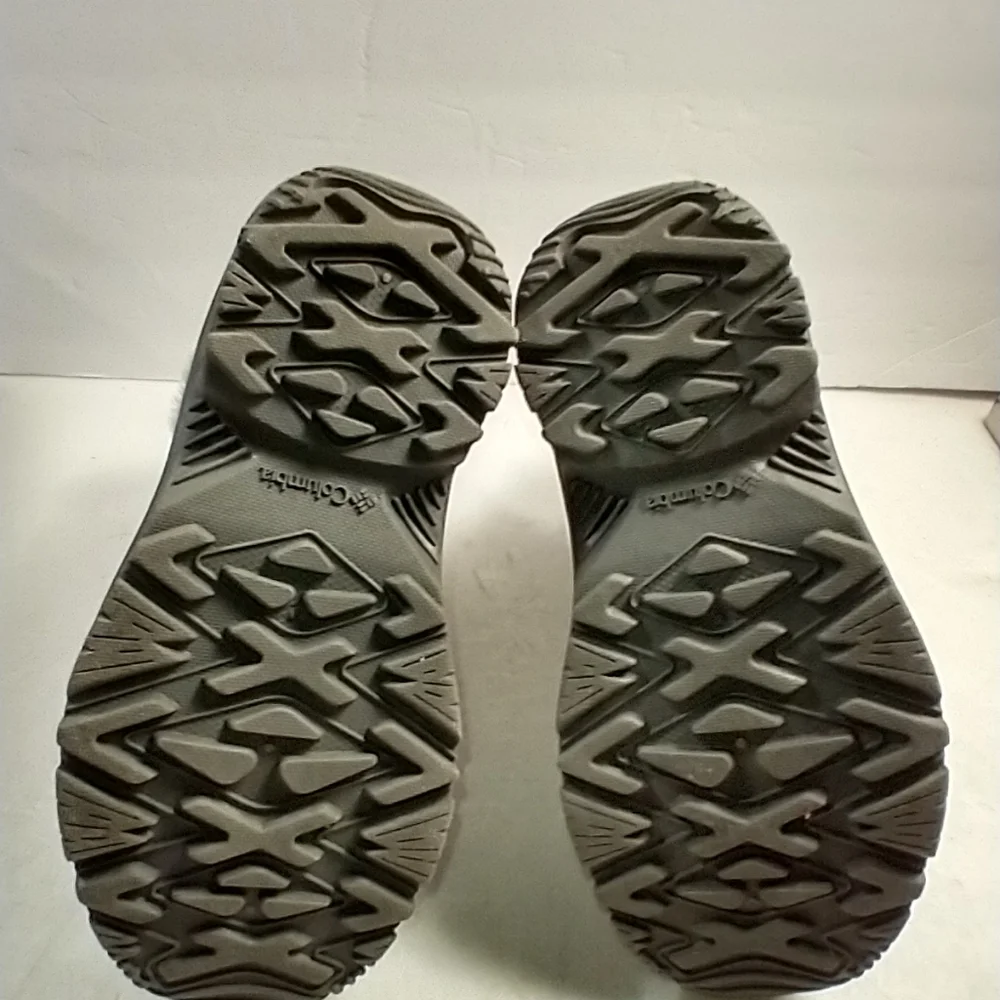 Columbia 100 Grams Waterproof Insulated Boots Girl's sz 3. - Picture 8 of 9